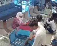 અમદાવાદમાં મહિલા સોનીની દુકાને જતી અસલી સોનાની વીંટીને બગસરાની વીંટીથી બદલાવી દેતી