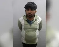 ડૉક્ટર બનીને આવ્યો ઠગ, ઝડપથી પૈસા ચૂકવવાનું કહીને દર્દીઓને લગાવી દીધો લાખોનો ચૂનો