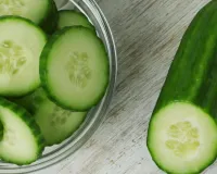 આ દેશમાં સોનું-ચાંદી નહીં, કાકડીના ભાવ આસમાને પહોંચ્યા