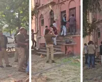 લખનઉ યુનિવર્સિટીમાં લાલ બારાદરીમાં નમાજ પઢવા બદલ 13 વિદ્યાર્થીઓને નોટિસ ફટકારીને 50000ના બોન્ડ જમા કરાવવાનું કહ્યું