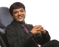 જયેશ દેસાઈ: હસતા મોઢે સૌનું હૈયું જીતી સફળતાની સીડી ચઢનાર વ્યક્તિત્વ