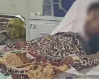 સુરતમાં 4 સગીરોએ 10માં ધોરણના વિદ્યાર્થી પર છરીથી કર્યો જીવલેણ હુમલો, આજે બોર્ડની પરીક્ષાનું પેપર પણ છૂટી ગયું