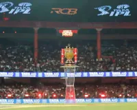 IPL મેચ જોવા પહોંચેલા ફેન્સના 25 મોબાઇલ ફોન તફડાવનાર રેકેટનો પર્દાફાશ