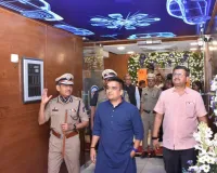 નાયબ મુખ્યમંત્રી હર્ષ સંઘવીની ઓફિસ બહાર સુરક્ષામાં કેમ કરાયો વધારો? હવે મળવું હોય તો...