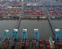 યુદ્ધની અસર: દુબઈમાં ફળ અને શાકભાજીના 1000 કન્ટેનર સડી રહ્યા છે! ભારતને ભારે નુકસાન