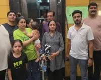 સુરતમાં લિફ્ટ ખોટકાતા 9 મહિનાના બાળક સહિત 11 ફસાયા, ફાયર વિભાગે તમામને હેમખેમ બહાર કાઢ્યા