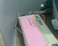 'ભાજપને મત આપવાના વિકલ્પને ટેપથી બ્લોક કરી દેવાયો,' અમિત માલવિયાનો આરોપ; ચૂંટણી પંચે આપ્યો જવાબ