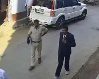 ઝવેરીને ત્યાં 'સ્પેશિયલ 26' સ્ટાઈલમાં લૂંટ, સૂટ-બૂટ-પોલીસ યુનિફોર્મમાં પહોંચ્યા આરોપીઓ