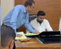 ધારાસભ્યની જગ્યાએ તેમના પુત્રએ સરકારી હોસ્પિટલનું કર્યું નિરીક્ષણ! સાથે પોલીસ સિક્યુરિટી પણ હતી