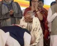 PM મોદી જેમને પગે લાગ્યા તે માખણલાલ સરકાર કોણ છે?