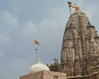 વડનગરના હાટકેશ્વર મંદિરમાં એવું શું થયું કે ટ્રસ્ટીઓને અડધી રાત્રે દૂર કરીને વહીવટદાર નિમવા પડ્યા?