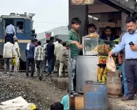 શું સમોસા ખાવા માટે લોકો પાઇલટે ટ્રેનને વચ્ચે જ રોકી દીધી? રેલવેએ આપ્યો જવાબ