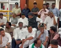 કર્ણાટકના ચીફ ઈલેક્શન ઓફિસર સામે CM DK શિવકુમાર કલાકો સુધી ધરણા પર બેસી ગયા? તેનું શું પરિણામ આવ્યું?