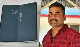 સેમસંગના વોટરપ્રૂફ ફોનમાં પાણી ઘૂસી ગયું, કોર્ટે ગ્રાહકને આટલા રૂપિયા ચૂકવવા કર્યો કંપનીને આદેશ