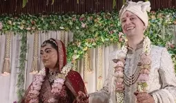 UPમાં અનોખા લગ્ન! જર્મનીથી આવેલા વરરાજાએ ભારતીય રીતરિવાજ મુજબ ખુશી સાથે લગ્ન કર્યા