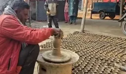 કુંભારને GST વિભાગે 1.25 કરોડ રૂપિયાની નોટિસ ફટકારી, પીડિત બોલ્યા- ઘર સહિત બધુ વેચી નાખું તો પણ રકમ પૂરી ન થાય