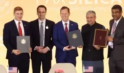 અમેરિકા સાથે 'પેક્સ સિલિકા'માં સામેલ થઈ ગયું ભારત, તે શું છે? ભારત નવો કિંગ કેવી રીતે બનશે?