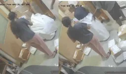 દીકરા-વહુએ વૃદ્ધ પિતાને કોથળામાં પૂરી પાર્સલ કરી દીધા, કુરિયર ઓફિસમાં પેકેટ ખોલતા...