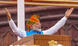 PM મોદીનો નવો રેકોર્ડ: દેશમાં સૌથી વધુ સમય સરકારના વડા રહેવાનો ઈતિહાસ રચ્યો; ચામલિંગને પાછળ છોડ્યા