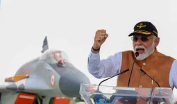 PM મોદીઃ આપત્તિઓને અવસરમાં ફેરવી દેતા ધૂરંધર રાજનેતાનું ક્રાઇસિસ મેનેજમેન્ટ