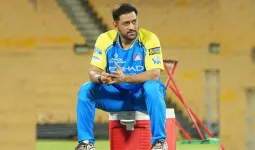 CSKના ફેન્સને મોટો ઝટકો, 2 અઠવાડિયા સુધી IPL નહીં રમે ધોની