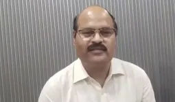 જબરા ભેજાભાજો છે... એક સાથે બે અલગ-અલગ જિલ્લામાં સરકારી નોકરીઓ... 17 વર્ષ સુધી બંને જગ્યાએ મેળવ્યો પગાર