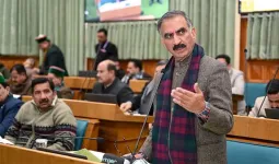 હિમાચલમાં આર્થિક સંકટ! મુખ્યમંત્રી, મંત્રીઓ, ધારાસભ્યો અને અધિકારીઓના પગારમાં મુકાયો ‘કાપ’