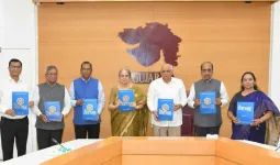 ગુજરાતમાં સમાન નાગરિક સંહિતા (UCC)નો 3 વોલ્યુમનો ડ્રાફ્ટ અહેવાલ CMને સોંપાયો