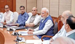 વૈશ્વિક અસ્થિરતા વચ્ચે આપણે ચૂંટેલી સરકારને સમજવાનો સમય આવી ગયો છે