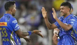 પોતાની તોફાની બોલિંગમાં GTને ઉડાવી લઇ ગયો MIનો આ ટ્રમ્પ કાર્ડ અશ્વિની કુમાર કોણ છે?