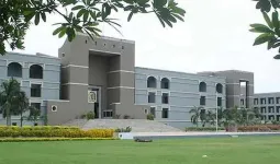 છોડ વાવવામાં આટલી ઉતાવળ શા માટે કરાઈ? અધિકારીઓને ઘરે ભેગા કરો, જમીનના કેસને લઇને હાઇ કોર્ટ કડક