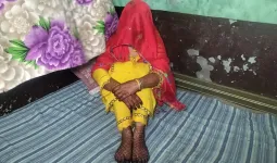 કન્યા મહેંદી લગાવીને વરરાજાની રાહ જોતી હતી, પ્રેમી વરરાજો જાન લઈને આવ્યો જ નહીં, પરિવાર ઘરે તાળું મારીને ભાગી ગયો