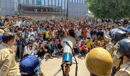 નોઈડામાં એવું શું થયું કે પોલીસે 300થી વધુ લોકોની ધરપકડ કરી, મંત્રીજી કહે છે- પાકિસ્તાન કનેક્શન