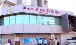 શું વરાછા બેંકની ચૂંટણી ભાજપ vs AAP થઇ ગઇ છે?