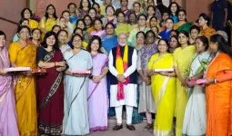 મહિલા અનામત કાયદાને અચાનક અમલમાં મુકવાની અસલી કહાની સમજો