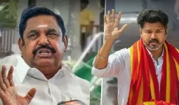 તમિલનાડુમાં રિસોર્ટ પોલિટિક્સ: AIADMKના 25 ધારાસભ્યો પુડુચેરી ખસેડાયા, વિજય...