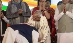 PM મોદી જેમને પગે લાગ્યા તે માખણલાલ સરકાર કોણ છે?