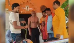 અબ્દુલ્લા બન્યો 'દારોગા સિંહ', 8 વર્ષ પછી પુત્ર સાથે હિન્દુ ધર્મમાં પાછો ફર્યો; જણાવ્યું ઇસ્લામ ધર્મ કેમ અપનાવ્યો હતો