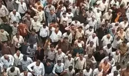 વીજ પોલને લઈને ખેડૂતો આર-પારના મૂડમાં, સરકારને આપ્યા 3 વિકલ્પ