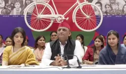 BJP જાહેરાત કરે તે પહેલા સમાજવાદી પાર્ટીનો મોટો દાવ, દર વર્ષે મહિલાઓને ₹40,000 આપશે, ડિમ્પલ યાદવની જાહેરાત