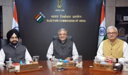 2 ચૂંટણી કમિશનરોએ 10 મહિનામાં 14 વાર SIRના નિર્ણયો અને આદેશ પર વાંધો ઉઠાવ્યો, ECએ આપ્યો આ જવાબ