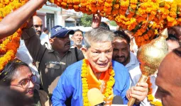 3 વખત CM રહેલા હરીશ રાવત કોંગ્રેસ સામે બળવો કેમ કરી રહ્યા છે? 78 વર્ષની ઉંમરે કેમ એકલા ઉત્તરાખંડની યાત્રાએ નીકળ્યા?