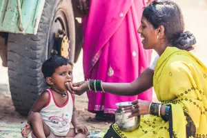 દેશમા રોજ 19.40 કરોડ લોકો ભૂખ્યા રહે છે, 2440000000 રૂપિયાના ખોરાકનો બગાડ