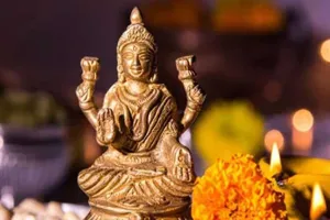 અખાત્રીજે મા લક્ષ્મીને આ રીતે કરો પ્રસન્ન, ધનની વર્ષા થતી રહેશે