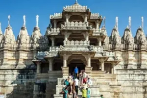 ભારતનું આ મંદિર જે 1500 થાંભલા પર ટકેલું છે, તસવીર જોઈને આંખો થઈ જશે પહોળી