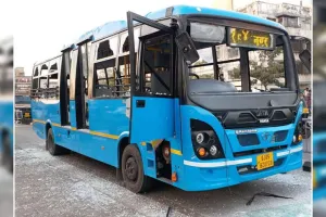 સુરતઃ બેફામ દોડતી સિટી બસે લોકોને અડફેટે લીધા, બાળકનું કમકમાટી ભર્યું મોત