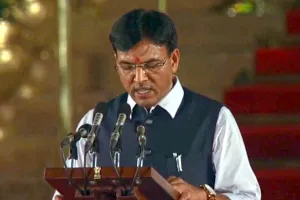 શપથવિધિમાં મનસુખ માંડવીયા 'મેં' શબ્દનું ઉચ્ચારણ કરતા ભૂલી ગયા, પછી...