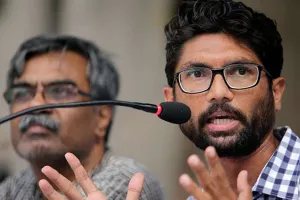 અમિત શાહને ગૃહમંત્રી બનાવવા પર જિગ્નેશ મેવાણીએ કરી ટ્વીટ