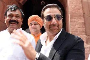 સની દેઓલના સાંસદ પદ પર સંકટના વાદળ છવાયા