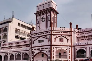 સુરતને સ્વચ્છ રાખવાની જવાબદારી છે તે કંપની ઇકોવિઝનને 10 નોટિસો મળી ચૂકી છે